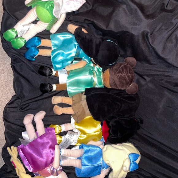 Disney Animators Collection Plush Dolls Bundle. - Picture 9 of 9